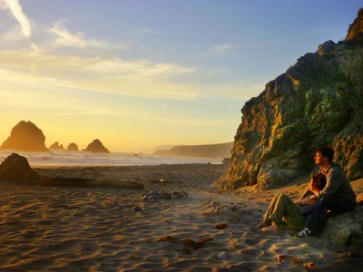 paul-and-alyssa-on-perfect-beach